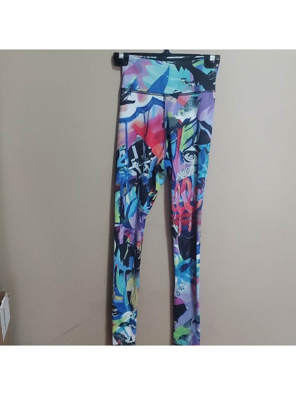 Reebok Multicolor Graffiti Print Leggings - Size 2XS